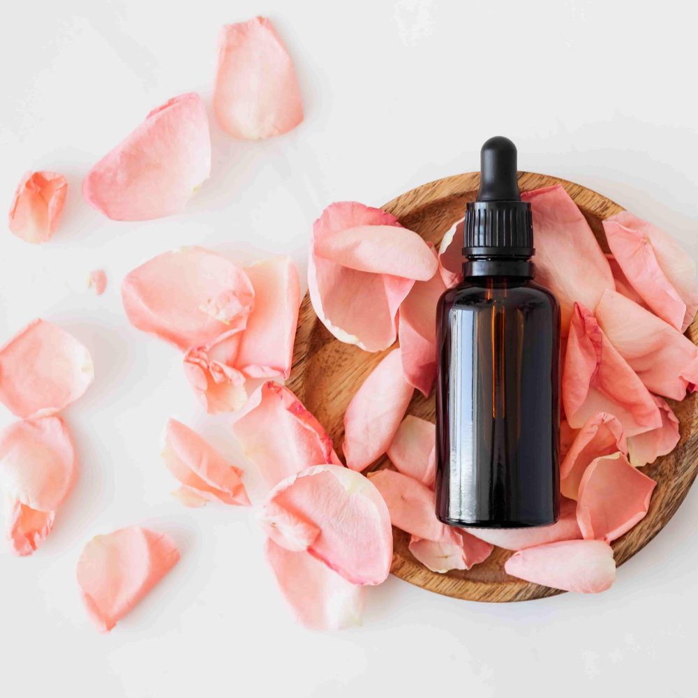 Aceite de rosas produce de manera natural el colageno en tu piel