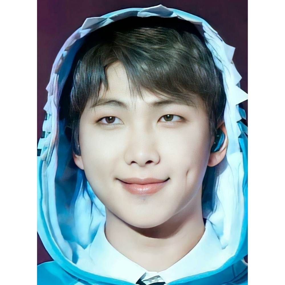 RM es una de las personas más inteligentes del mundo RM con traje y pijama de dinosaurio azul