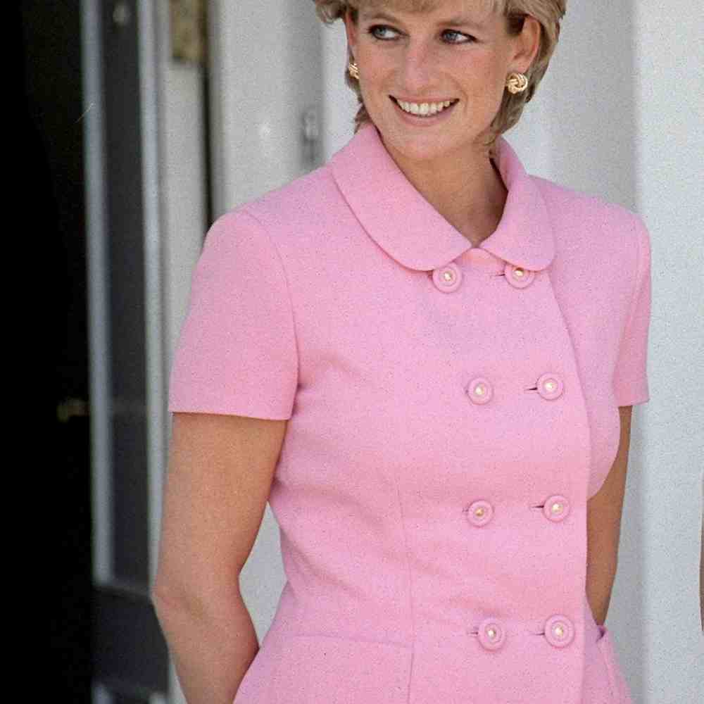 lady-di-outfits-rosas