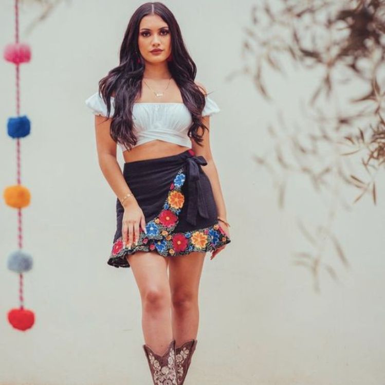 10 outfits aesthetic mexicanos perfectos para este 15 de septiembre
