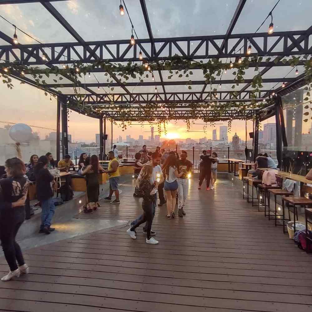 terraza dos equis Los mejores restaurantes donde comer comida mexicana