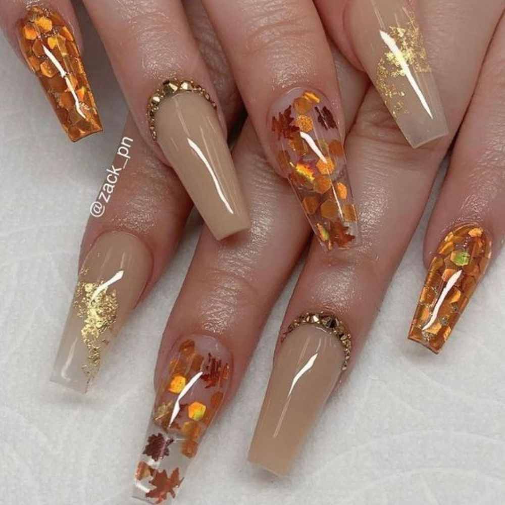 10 diseños de uñas cafés perfectas para este otoño 3
