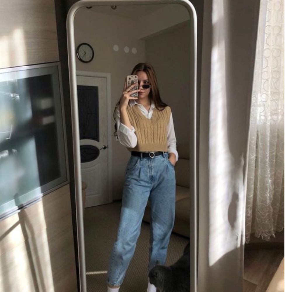 10 outfits con chaleco para llevar a la oficina- chaleco tejido corto