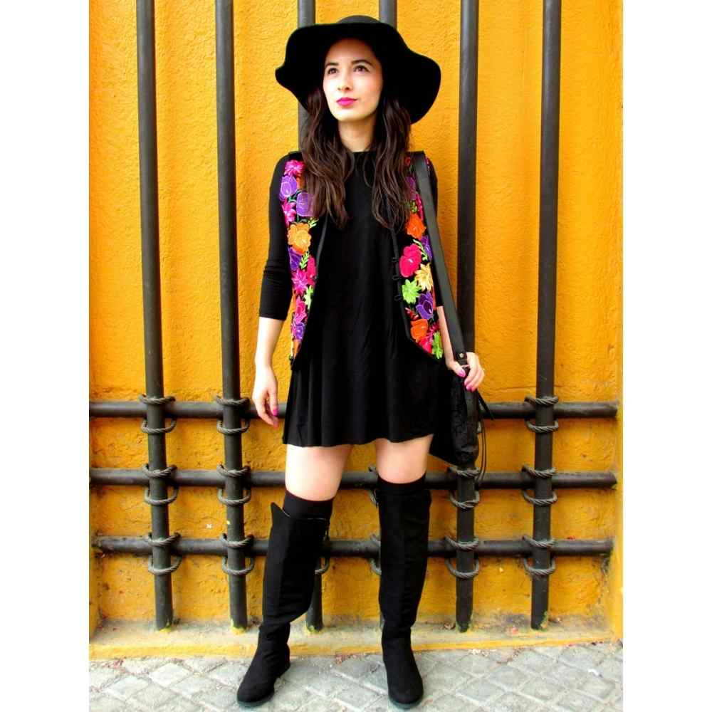 10 outfits con botas negras largas que puedes combinar con vestido | Mujer  de 10