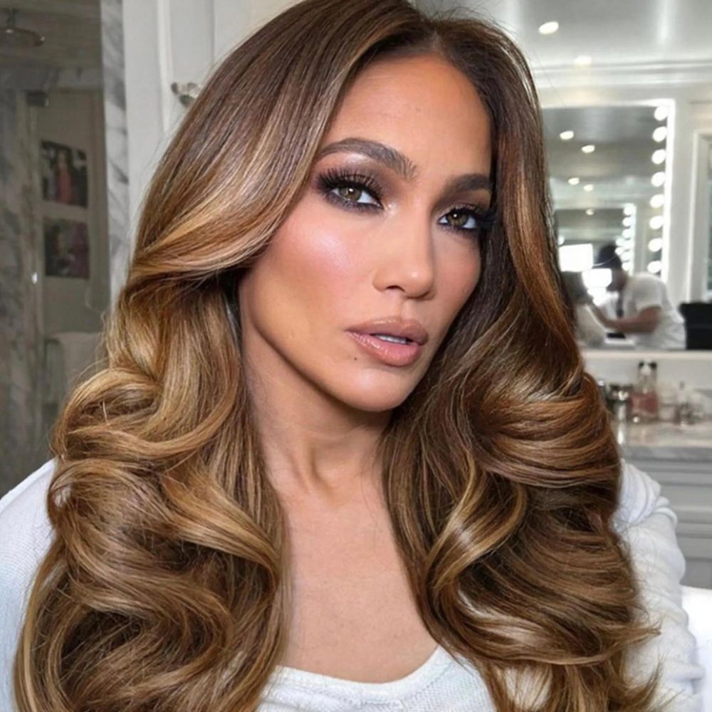 7 tonos de marrones para el cabello que puedes usar en el otoño- con rubio
