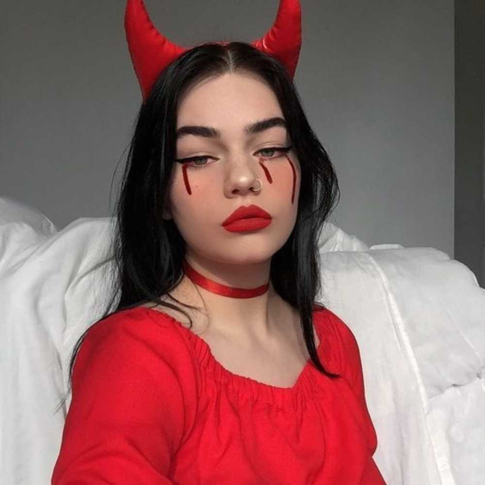 sweet–sexy-devil
