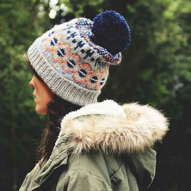 Gorritos con cabello largo y fleco