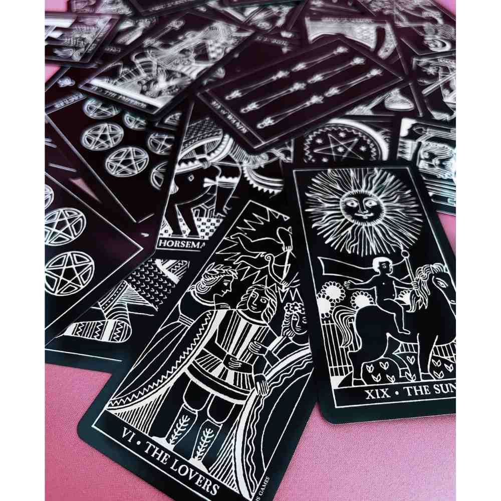 Cartas de tarot para canalización