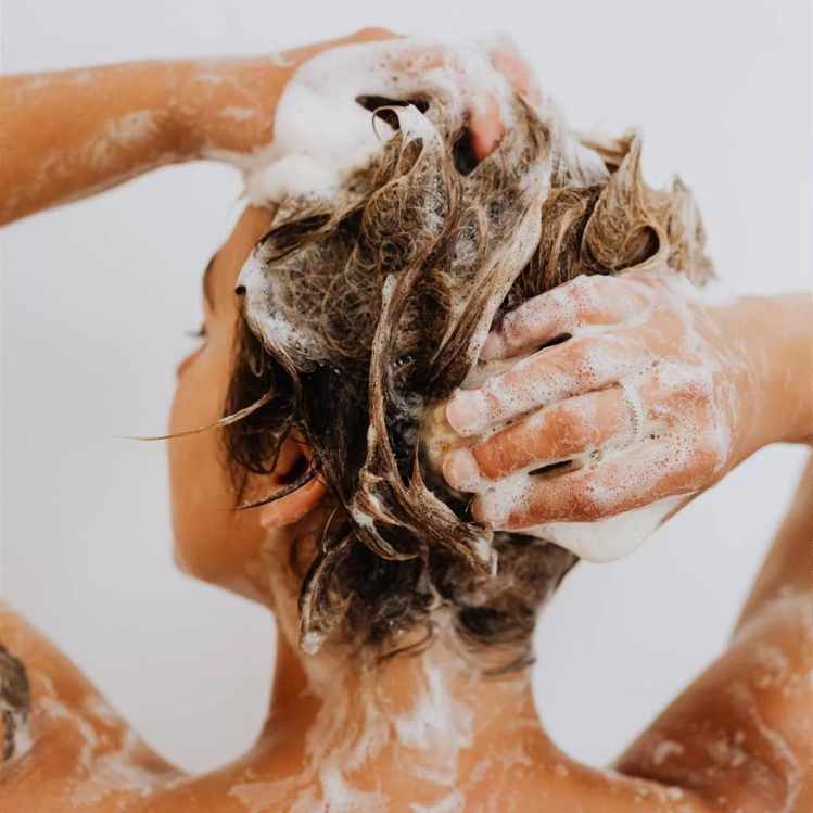 Los 5 mejores shampoos para hidratar y reparar el cabello en invierno