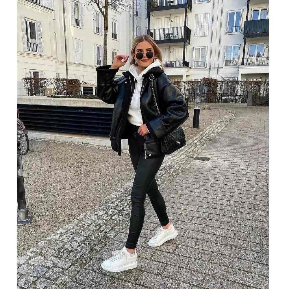 Sudadera Look de hoodie con chjamarra acolchada