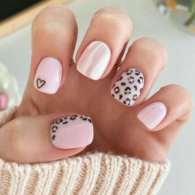 10 ideas para llevar tus uñas animal print en rosa que no se ven exageradas  | Mujer de 10