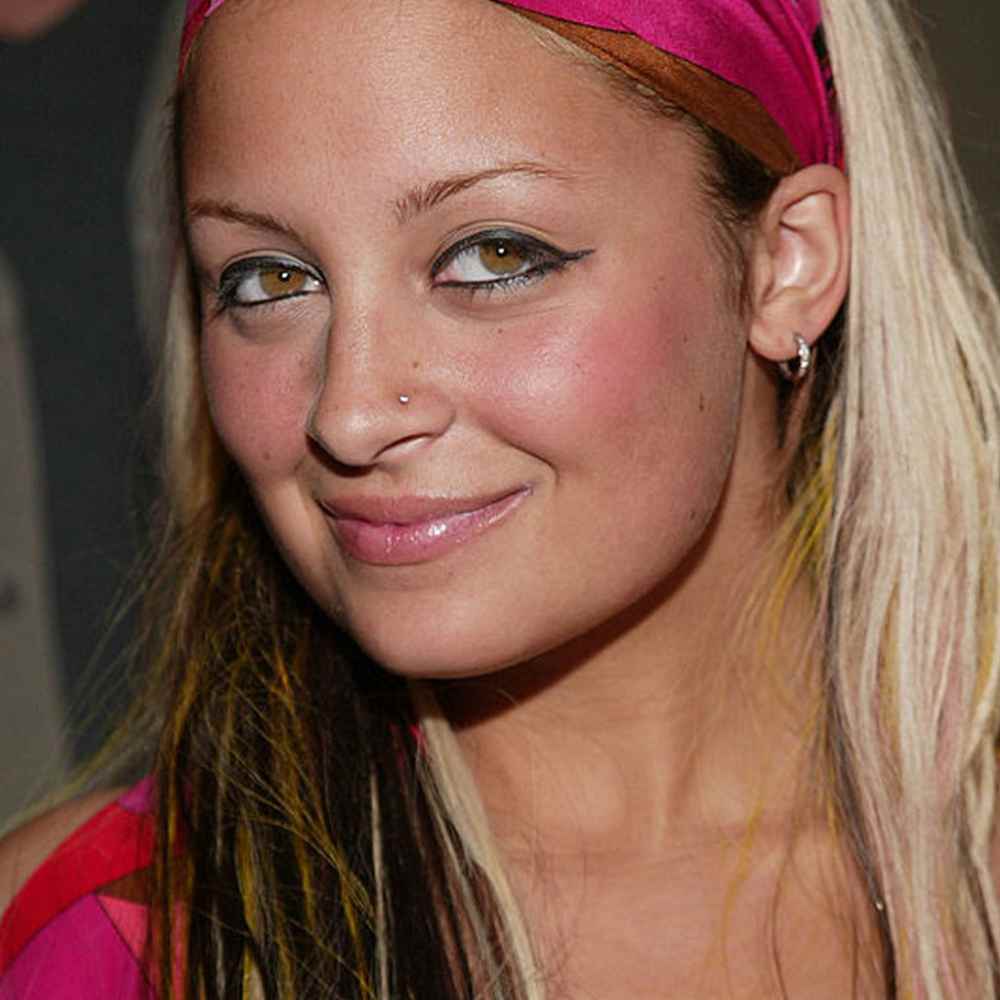 5 razones para no usar las cejas delgadas, la moda de los 2000 que está de regreso 2