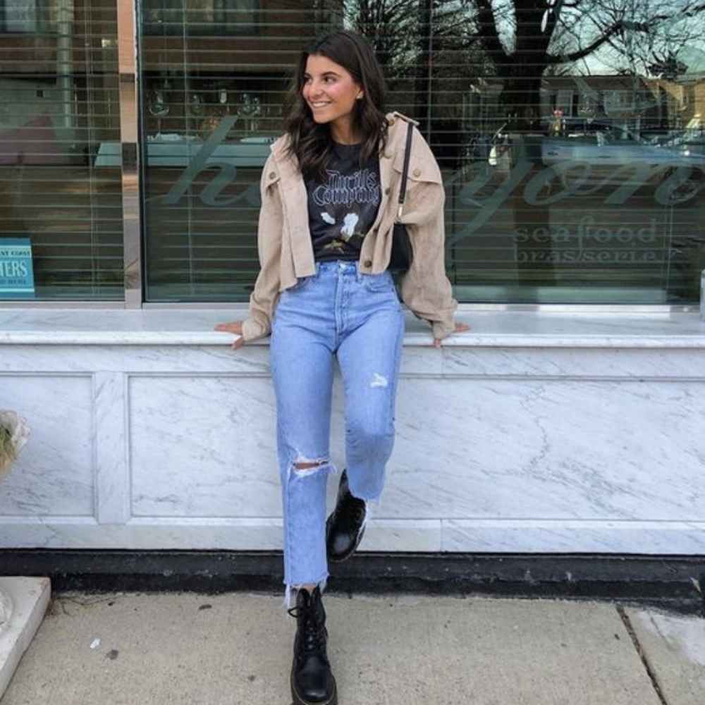 7 outfits para usar botas negras con jeans este invierno 6