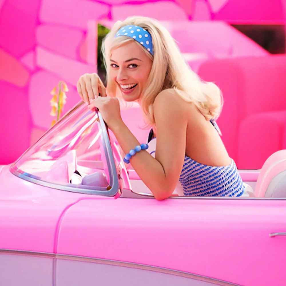 Barbie película 2023 y los mejores outfits que salen en el trailer 0
