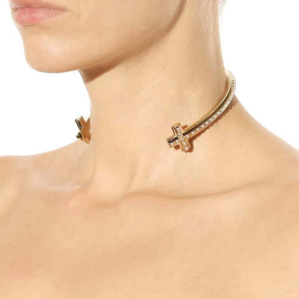 Los chokers serán tendencia este 2023 y aquí te decimos cómo usarlos 9