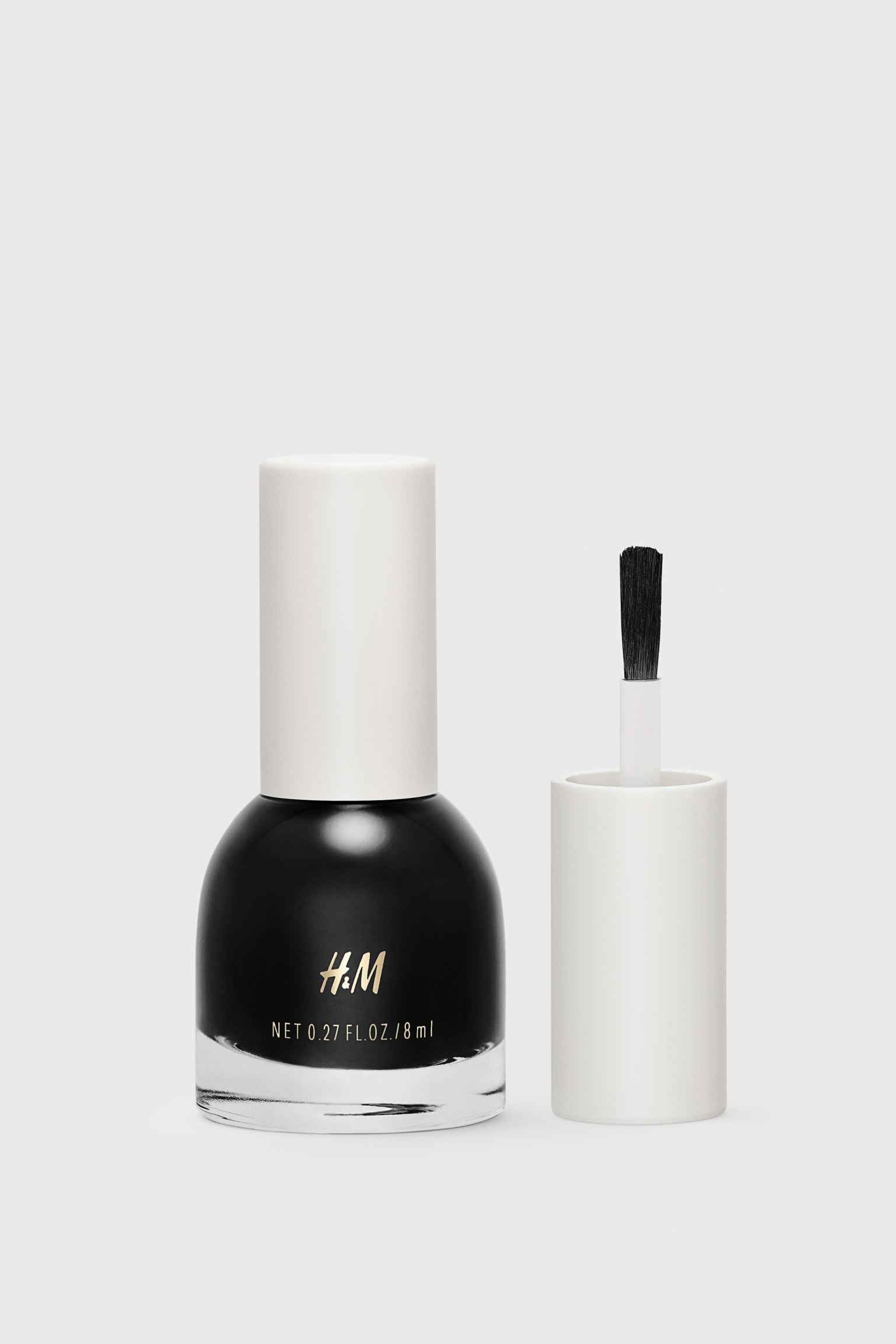 esmalte de uñas negro h&m