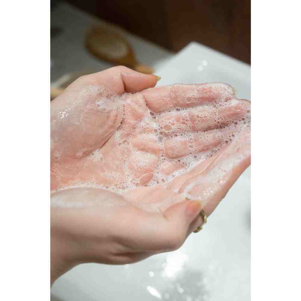 limpia tu rostro en tu rutina de skincare coreano la limpieza es fundamental para el skincare coreano
