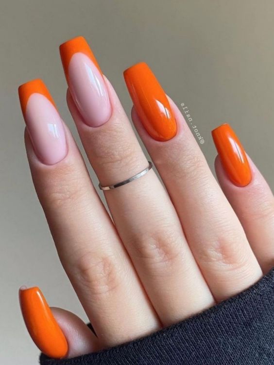 Uñas de color naranja