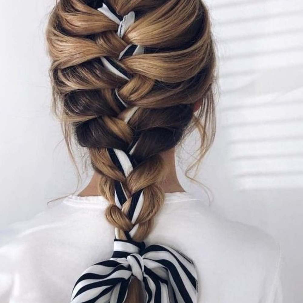 5 ideas de peinados con pañoletas ideales para el cabello corto 1