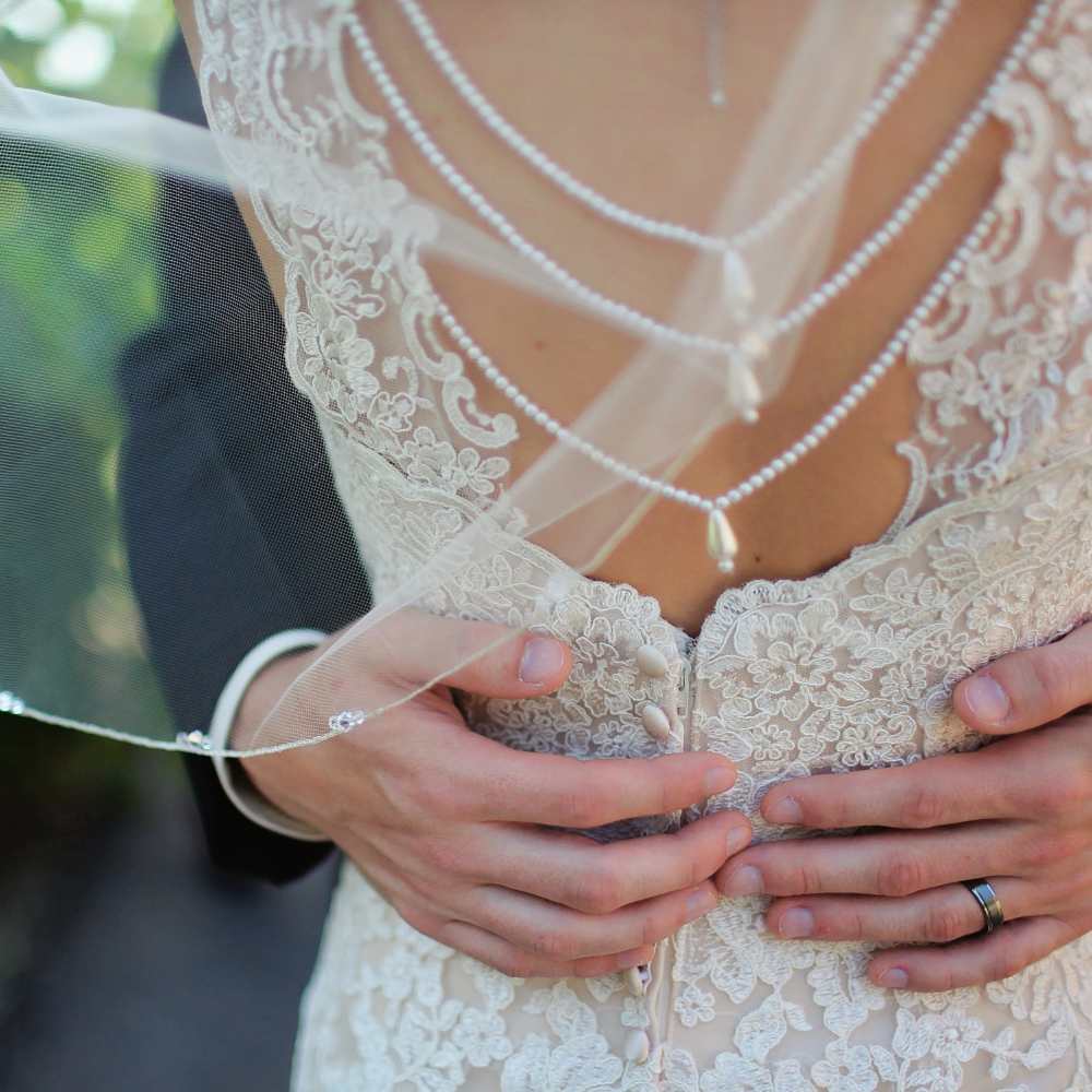 el velo de novia es una de las tradiciones de novia que siguen vigentes