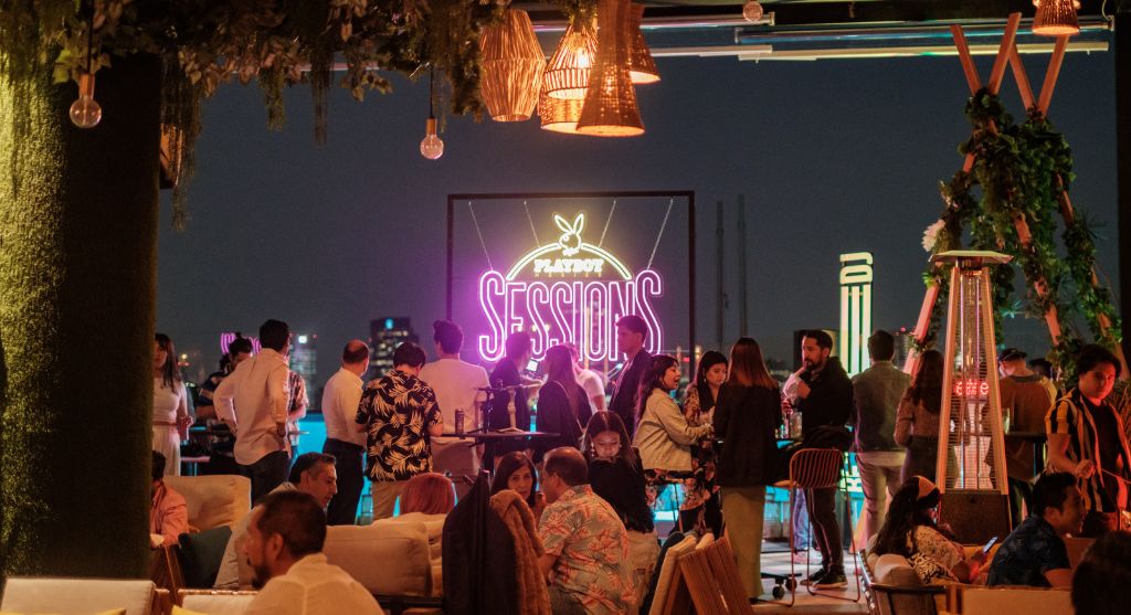 playboy mexico celebra fiesta