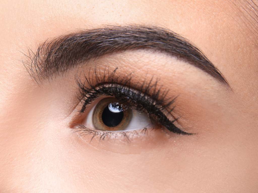 cejas perfectas con las tendencias de este año