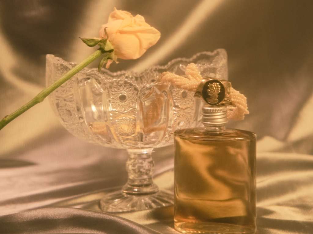 Perfumes frescos para mujer que serán tendencia esta primavera