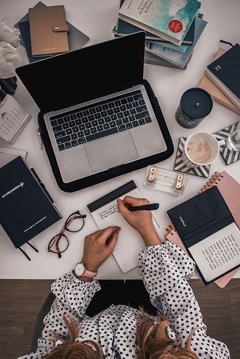 mujer en e trabajo 