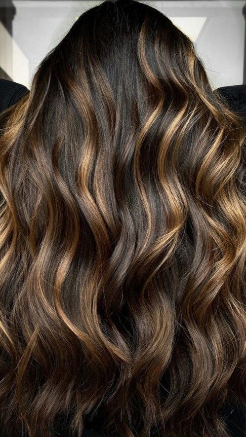 balayage avellana para cabello negro