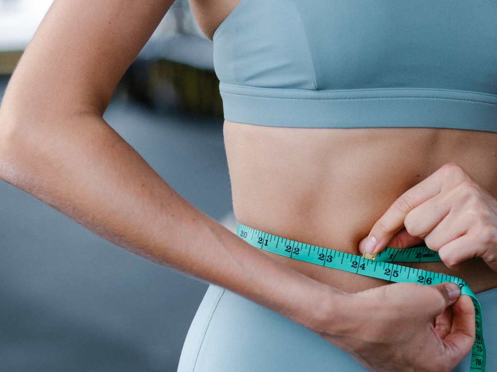 ¿Cómo calcular el índice de masa corporal y el peso ideal?