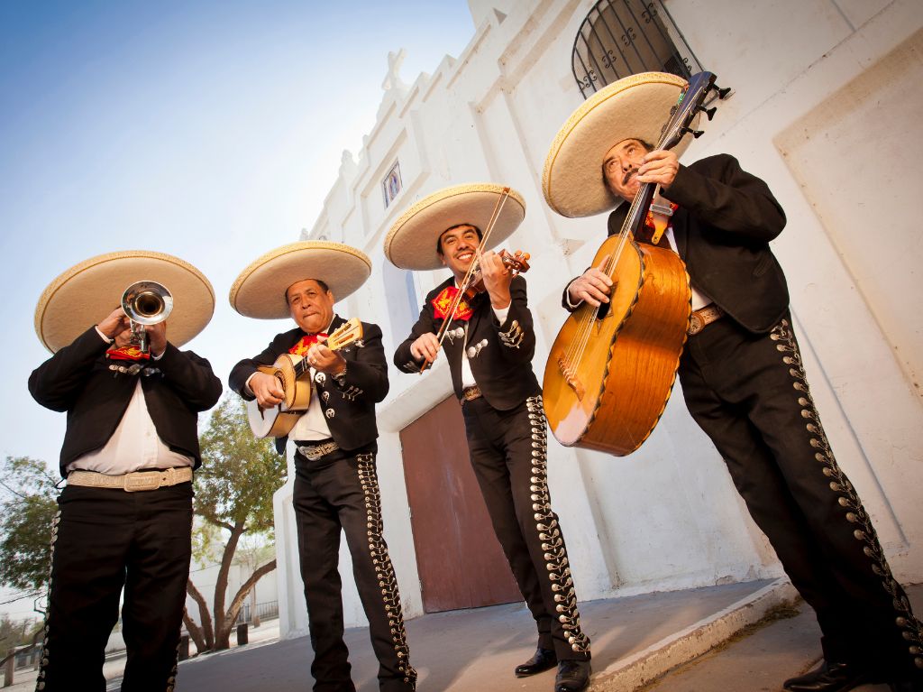 mariachis 