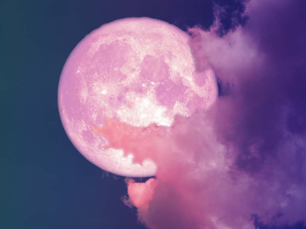 rituales para la luna de fresa