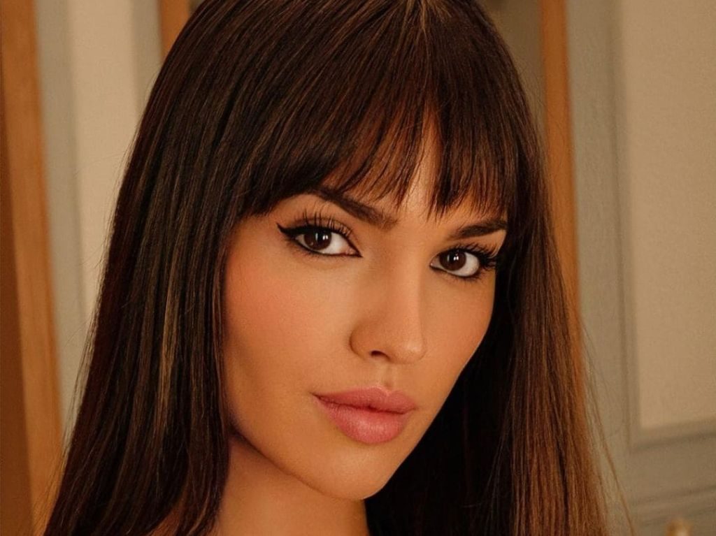 eiza gonzalez asegura no tener ninguna cirugia estetica