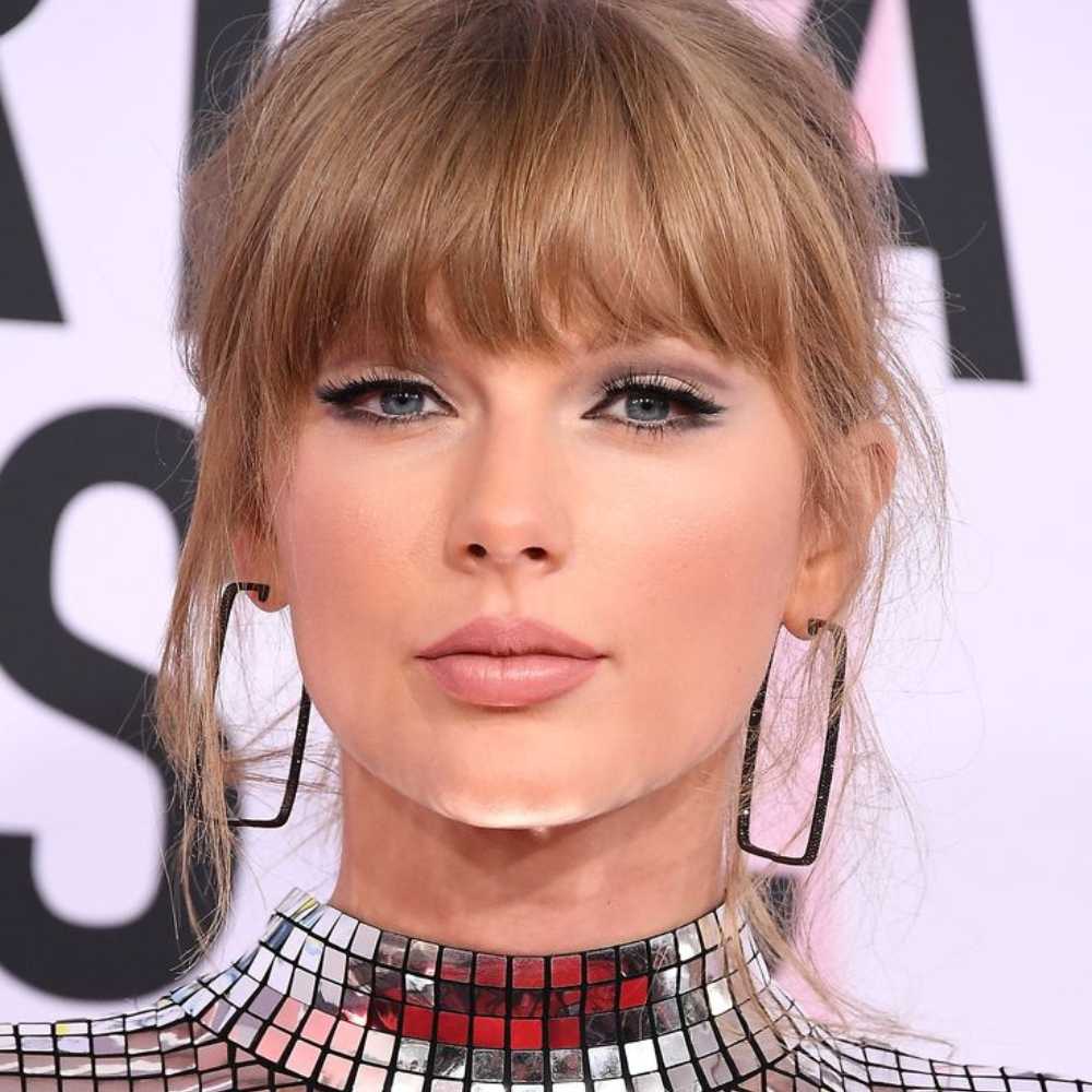 Los mejores maquillajes de Taylor Swift que puedes copiar para ir al «The Eras Tour» 1