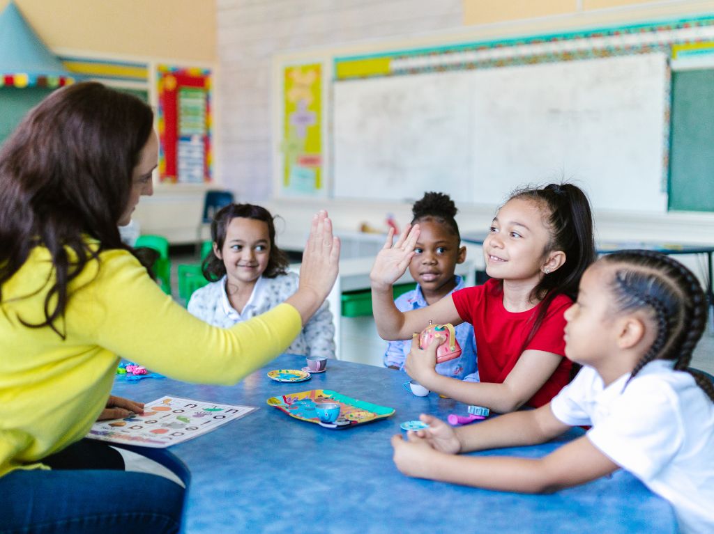 ¿Cuál es el nuevo modelo educativo para el ciclo escolar 2023-2024?