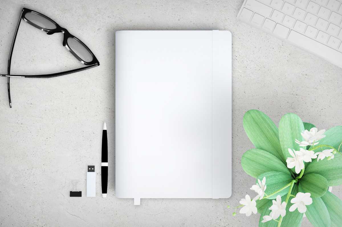 Materiales que necesitas para decorar las portadas de los cuadernos de tus hijos