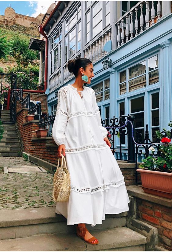 vestidos blancos para el verano 2023 