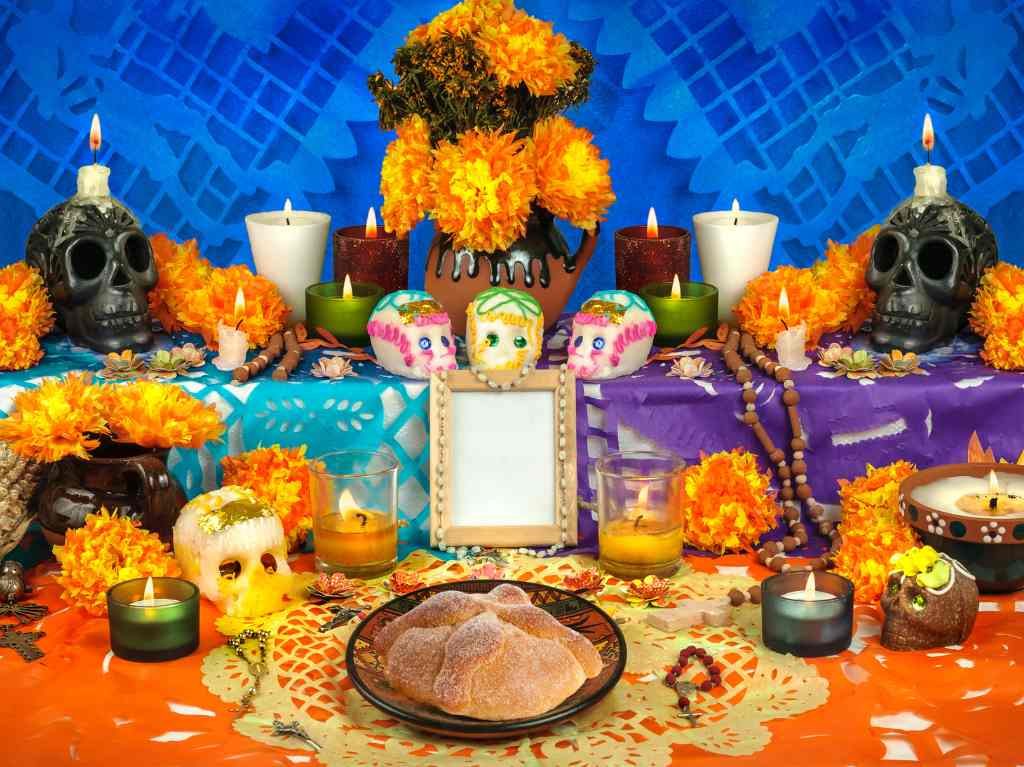 altar de muertos pequeño