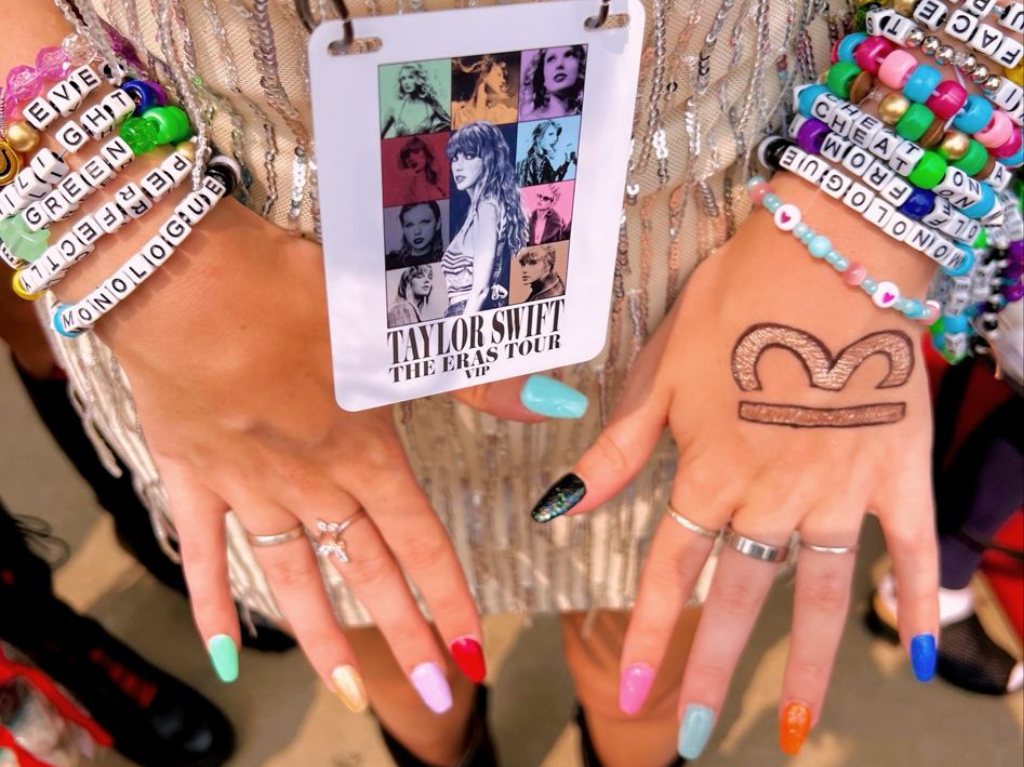 Taylor Swift ya casi llega a CDMX, ¿ya tienes tu friendship bracelet?