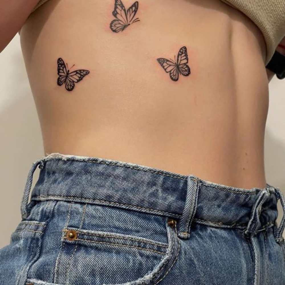 Tatuajes de mariposas pequeñas con un gran significado 6
