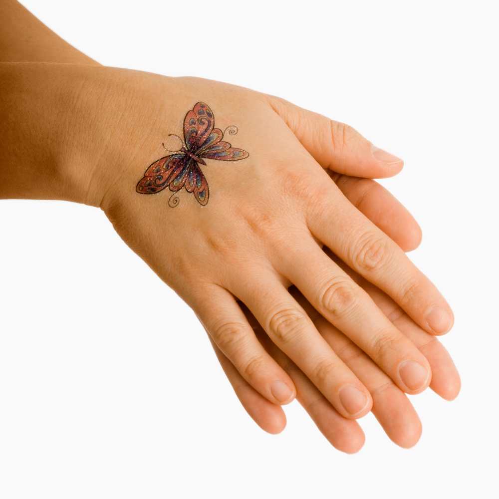 Tatuajes de mariposas pequeñas con un gran significado 0