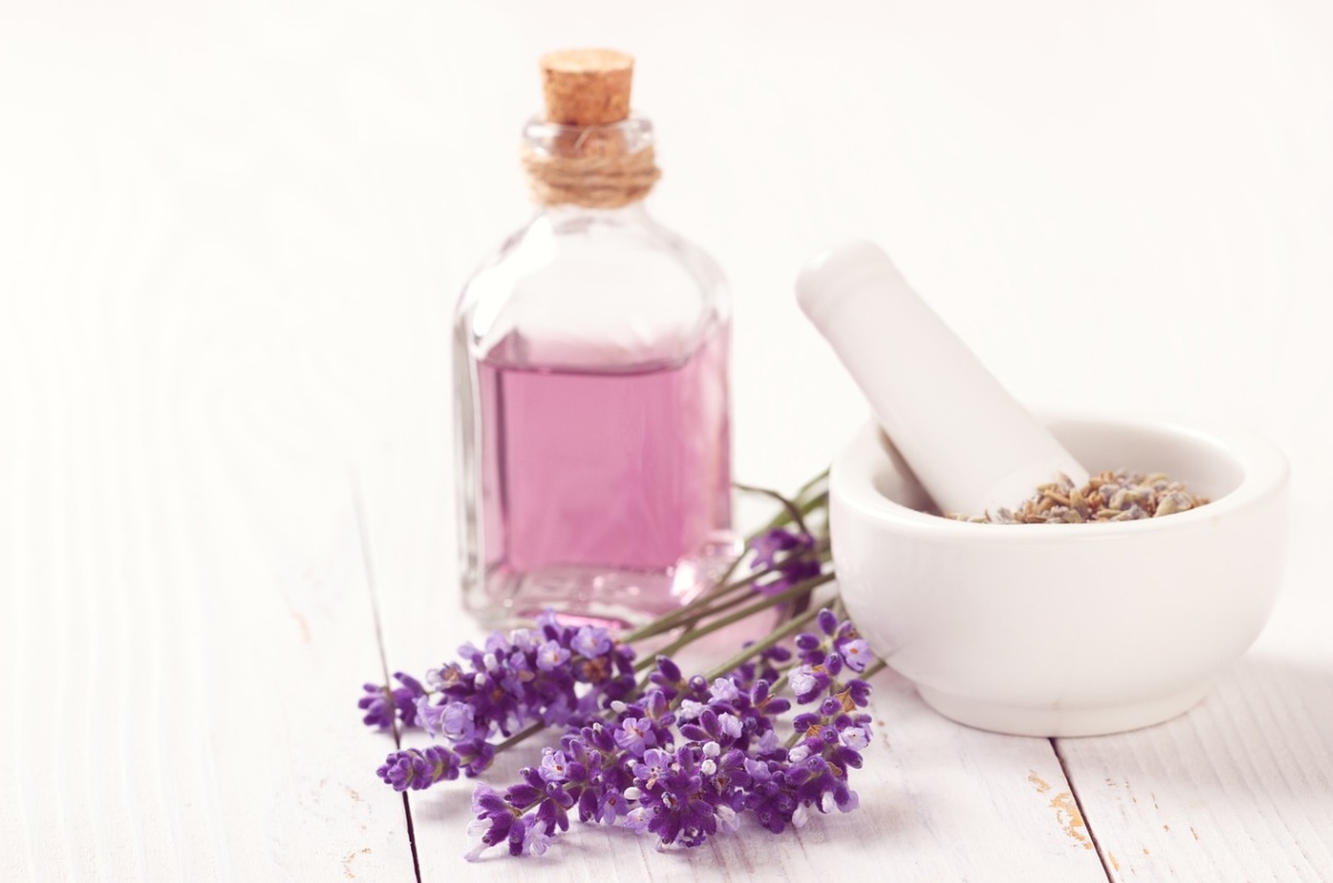 Aromaterapia: Ventajas y cómo integrarla en tu día a día