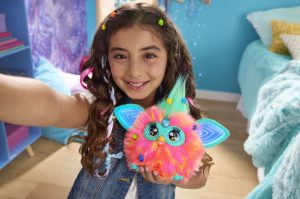 Regresa el Furby de los 90… ¡nostalgia total!