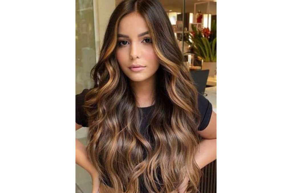 Balayage caramelo y miel: el mejor color para usarlo en otoño 0