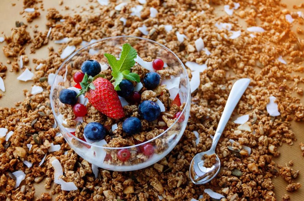 5 desayunos deliciosos para comer granola de forma diferente 0