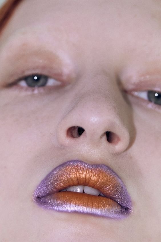 Labios metálicos