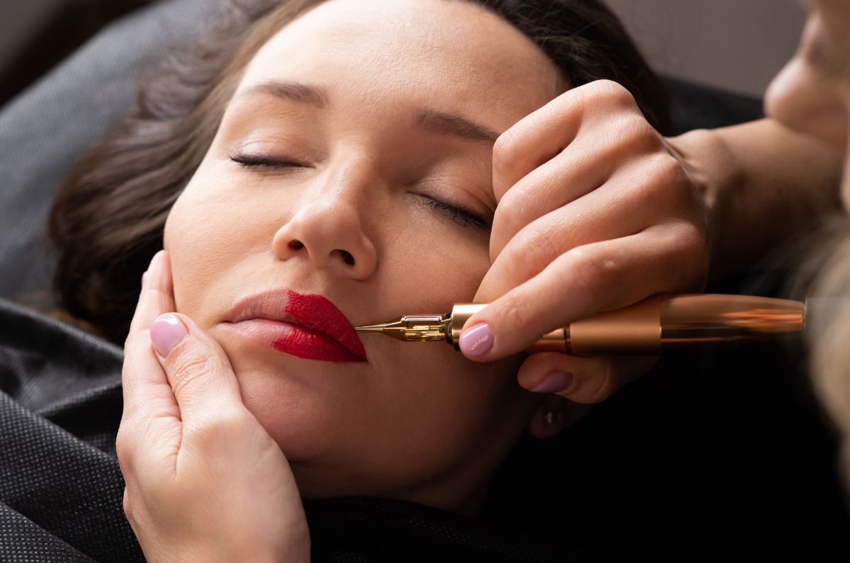 Labios perfectos: ¿qué es el lip blushing?