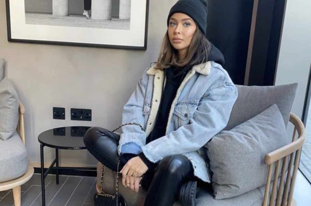 5 outfits con chamarra de mezclilla para usar en días nublados