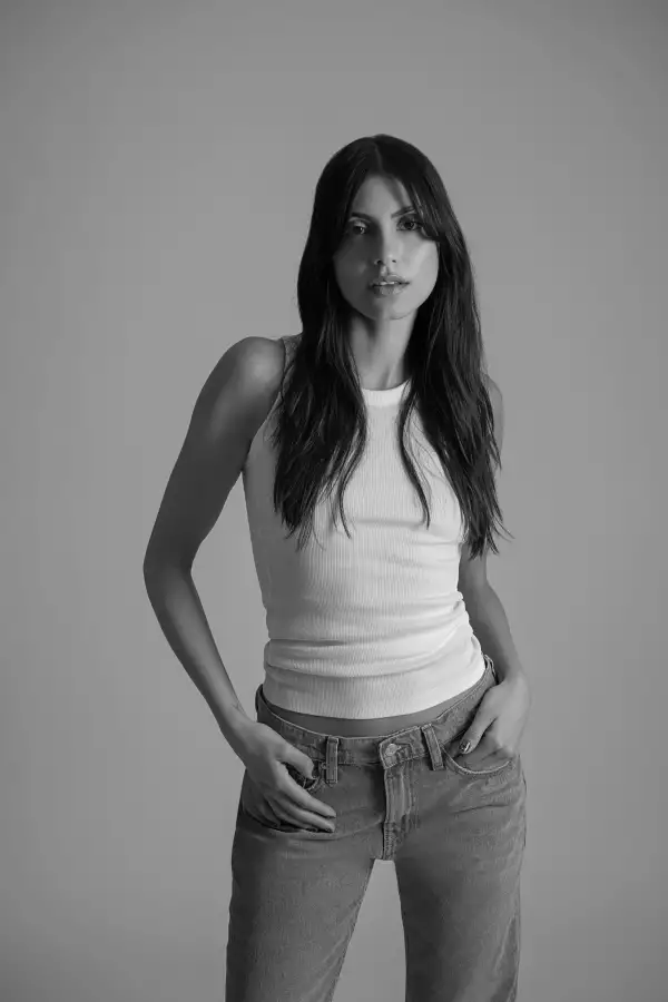 Bárbara López una de las mexicanas que protagoniza la nueva campaña de Calvin Klein 2