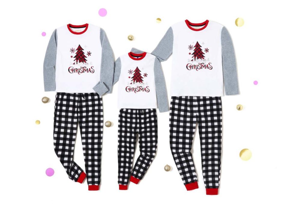 5 ideas para lucir pijamas en familia esta Navidad 0